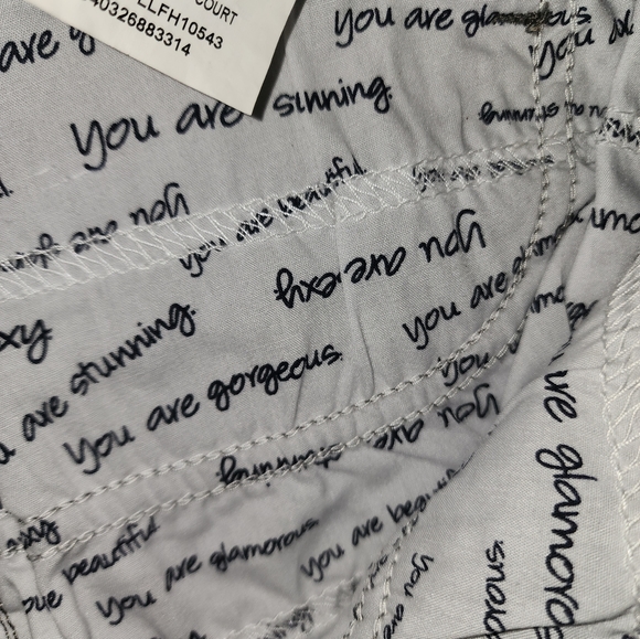 Lee Jean's - Picture 3 of 7